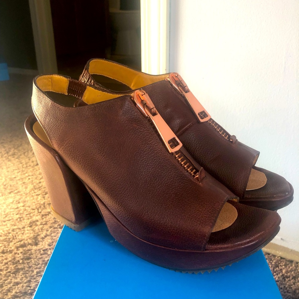 John Fluevog Prepare 2.0 Tent 8